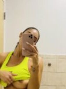 Ari Dugarte Satin Lingerie Modeling Patreon Set Leaked