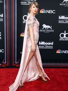 Taylor Swift Upskirt Dress Slip Set Leaked