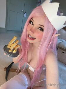 Belle Delphine Runescape Girlfriend Onlyfans Set Leaked
