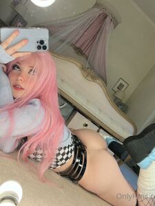 Belle Delphine Belle Cafe Full Onlyfans Set Leaked