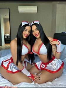 Gemelas Abello Aka Twins Bella Nude Curvy Boobs And Booty Onlyfans Leaks Photos
