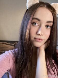 arilaviee exclusive onlyfans leaked nudes