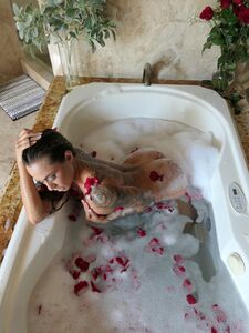 Michaela Isizzu exclusive onlyfans leaked nudes