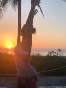 Michaela Isizzu exclusive onlyfans leaked nudes