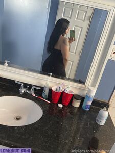 peachynezz7 exclusive onlyfans leaked nudes