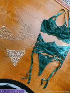 alyshanett exclusive onlyfans leaked nudes