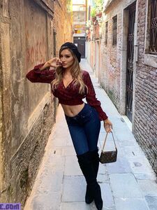 Molly Eskam new hot onlyfans leaks