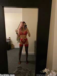 QUEENSLUTG aka gkiri new hot onlyfans leaked nudes