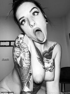 VIDEOCALL QUEEN aka prvega28 new hot onlyfans leaked nudes