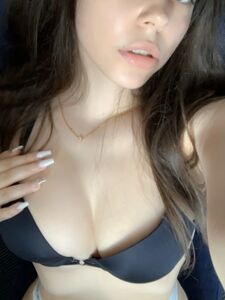 kissfromlarisa exclusive onlyfans leaked nudes