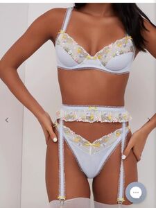 cremedelapeach new hot onlyfans leaked nudes