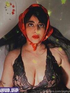 Zarahaider new hot onlyfans leaked nudes