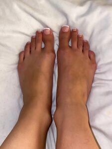 victoria barrettt aka lizebth onlyfans leaks nude photos