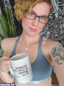 Strwberriebbxxx onlyfans leaks nude photos