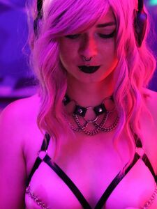 Maiyaakrin Onlyfans Leaks Nude Photos