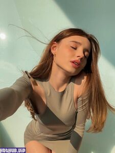 Elizabeth Vasilenko Onlyfans Leaks Nude