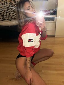 Sophielaurenxxo Onlyfans Leaks Latest Nude Photo