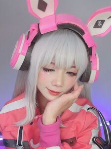 PoppaChan – Alice (40 pictures)