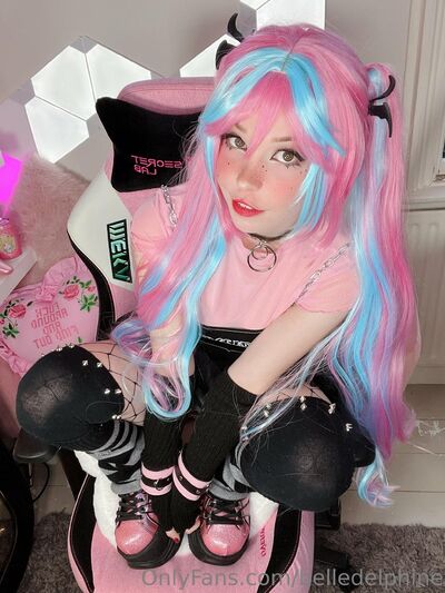 Belle Delphine Nude Bubble Gum Emo Onlyfans Set Leak