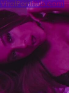 Ariana Grande Nude Leaks