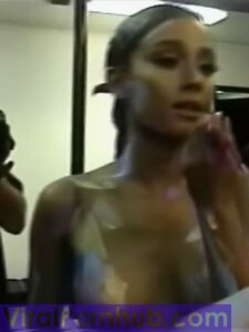 Ariana Grande Nude Leaks