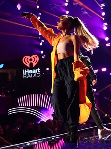 Ariana Grande Nude Leaks