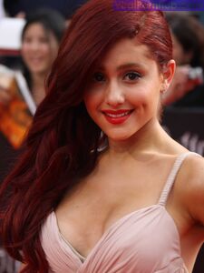 Ariana Grande Nude Leaks