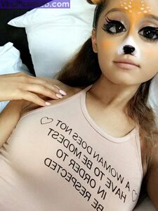 Ariana Grande Nude Leaks
