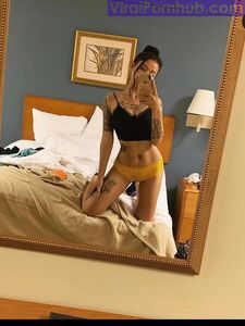 Bella Poarch Sexy Photos