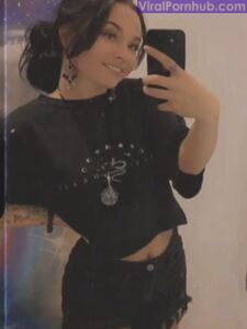 LeeLee Onlyfans Leaks