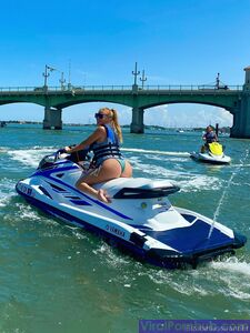 Elizabeth Ostrander Onlyfans Leaks Nude Album