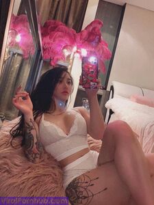 Songyuxin Hitomi Onlyfans Leaks Photoset - Cosplay Paid Set