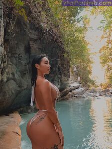 songyuxin_hitomi  Onlyfans Leaks Nude Album