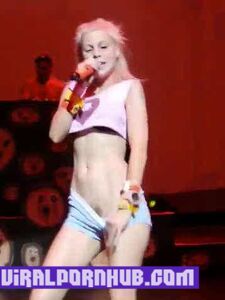 Yolandi Visser Naked Photos Leaked