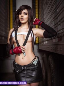 Vixence Tifa Lockhart Nude Photos