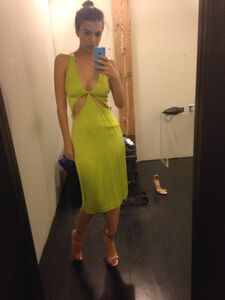 Super Model Emily Ratajkowski Nude Leaks