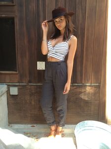 Super Model Emily Ratajkowski Nude Leaks