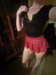 HUGE photo leak of early RoseThorneQOS photos