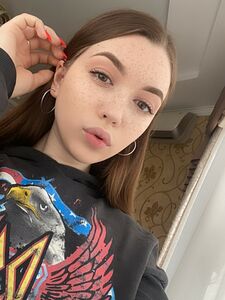 charming_girl exclusive onlyfans leaked nudes